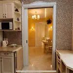 דירה House