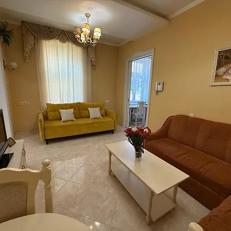 House Апартаменти